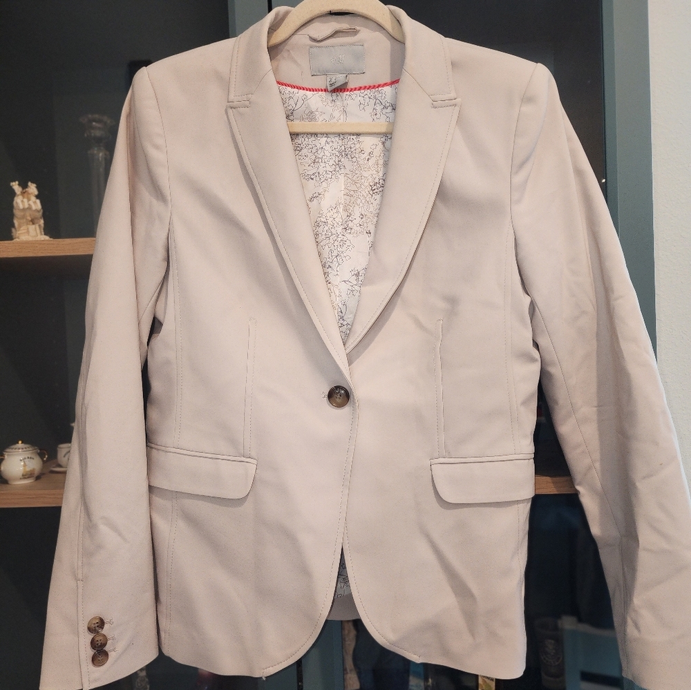 H&M suit jacket beige
